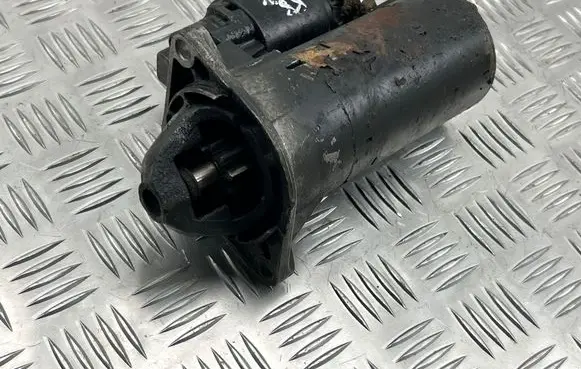 Opel Zafira B Starter motor
