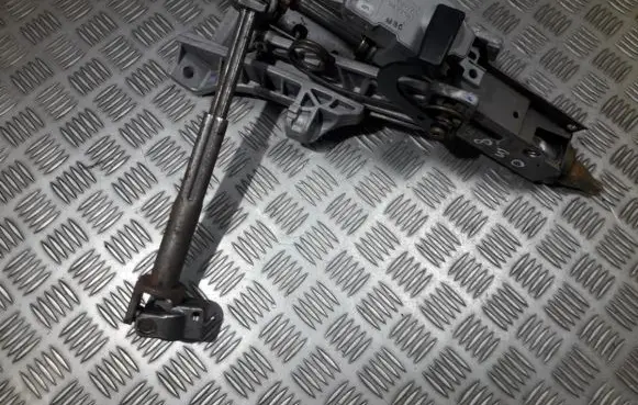Volvo V50 Steering wheel axle 30680132 511361g