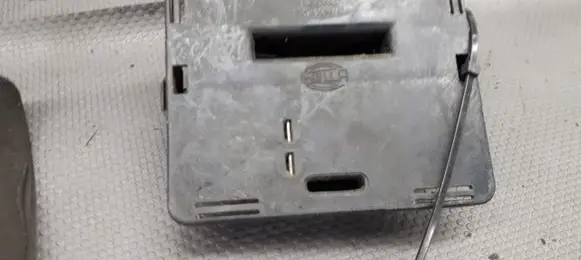 Volkswagen Derby I Tail light bulb cover holder 861945096