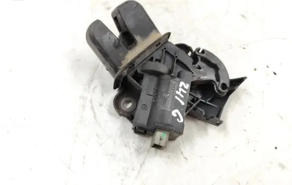 Audi A4 S4 B7 8E 8H Tailgate/trunk/boot lock/catch/latch 4F5827505