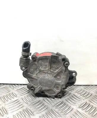 Audi A4 S4 B8 8K Vacuum pump 03L145100 271108B2