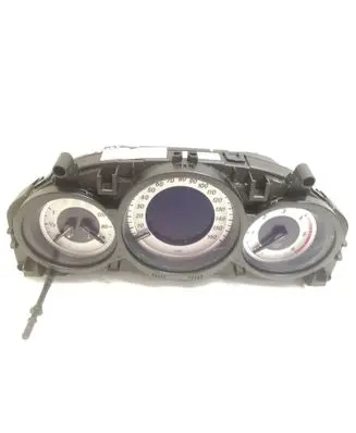 Mercedes-Benz C W204 Speedometer (instrument cluster) A2049004909