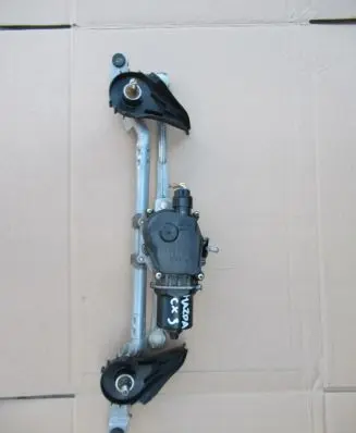 Mazda CX-3 Front wiper linkage and motor
