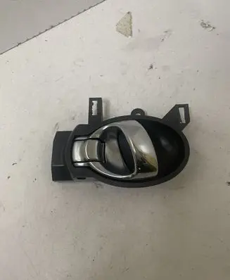 Nissan Juke I F15 Front door interior handle 80671BA61A