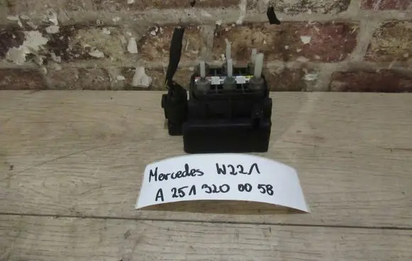 Mercedes-Benz S W221 Turbo system vacuum part A2513200058