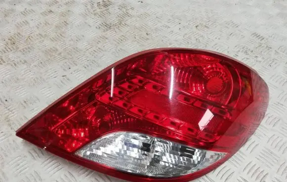 Peugeot 207 CC Rear/tail lights 9686567180 P9PRX13404