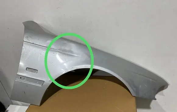 BMW 5 E39 Fender 41358162134