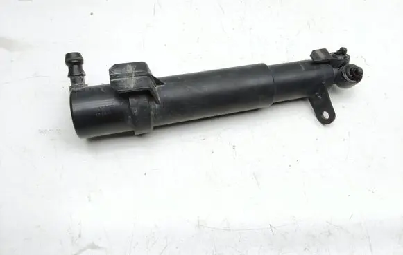 Mercedes-Benz E W211 Headlight washer spray nozzle 2118600647