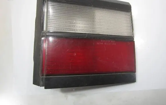 Volkswagen PASSAT B3 Tailgate rear/tail lights 333945108