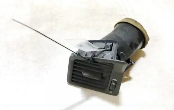 Volvo S60 Dash center air vent grill 3409373