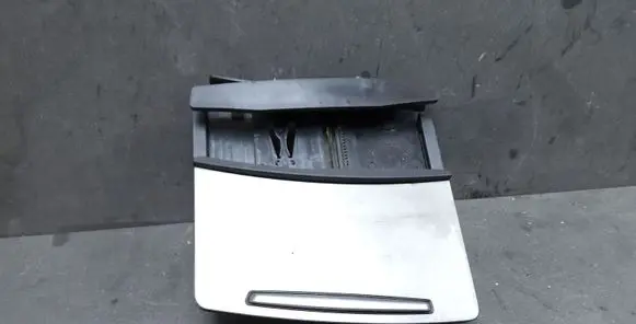 Ashtray (front)