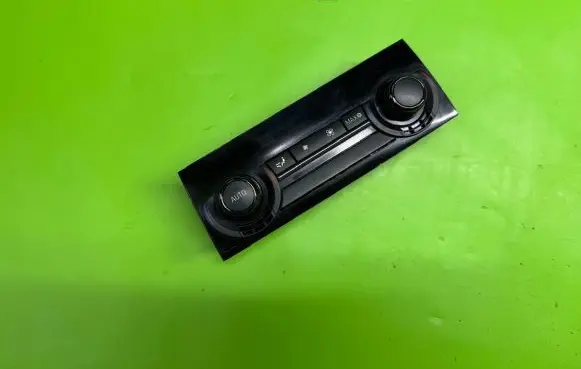 BMW 5 F10 F11 Climate control unit 9208569 0000033630 04042009