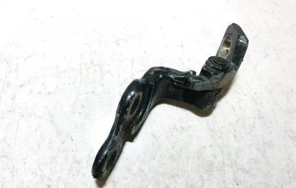 Ford Focus Rear door lower hinge xs4aa26801bb