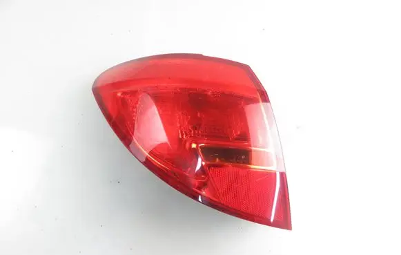 Opel Meriva B Rear/tail lights 13253627