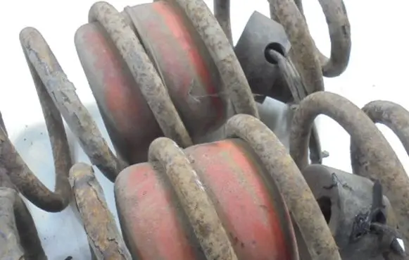 Jeep Grand Cherokee (WJ) Rear coil spring