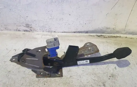 Ford Focus Brake pedal BV612467GB