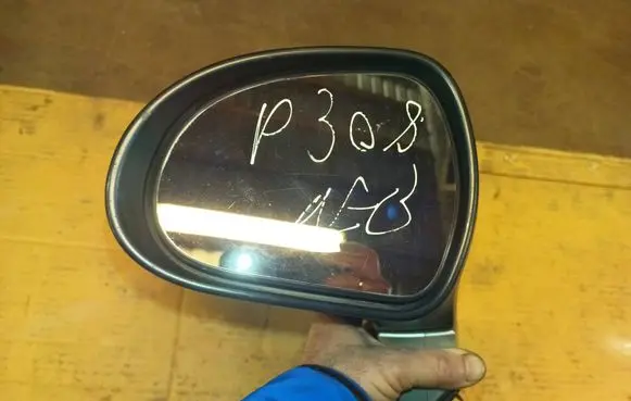 Peugeot 308 Front door electric wing mirror 