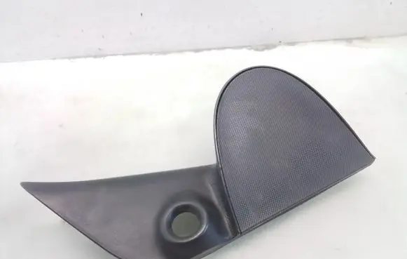 Peugeot 107 Plastic wing mirror trim cover 674910H010
