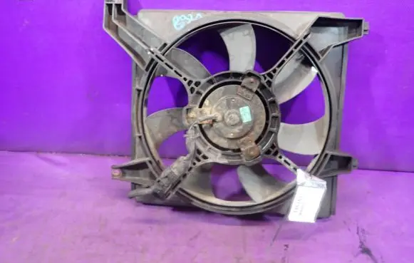 Hyundai Coupe Fan set 253802DXXX