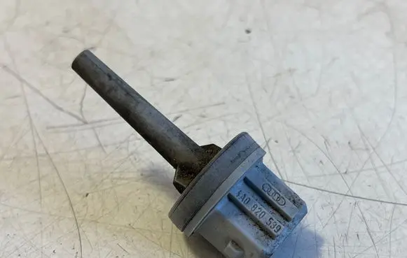 Audi 100 S4 C4 Interior temperature sensor 4A0820539