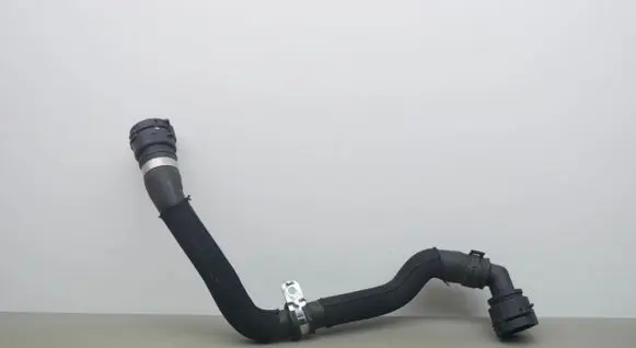 Audi Q5 SQ5 Engine coolant pipe/hose 8R0121109J