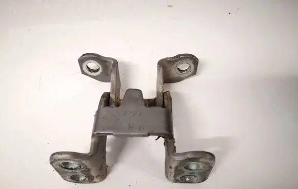 Suzuki Grand Vitara II Tailgate/trunk/boot hinge 