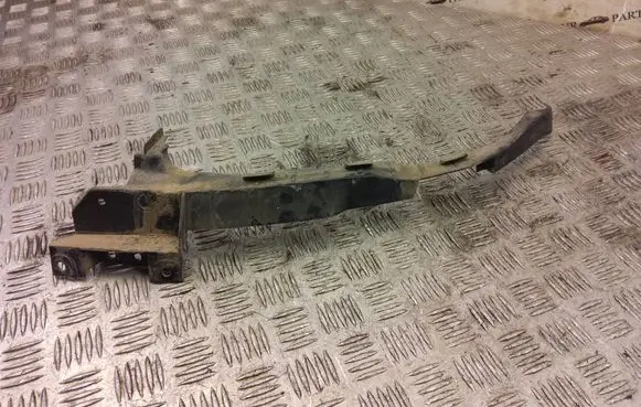 Opel Insignia A Headlight/headlamp mounting bracket 23158323