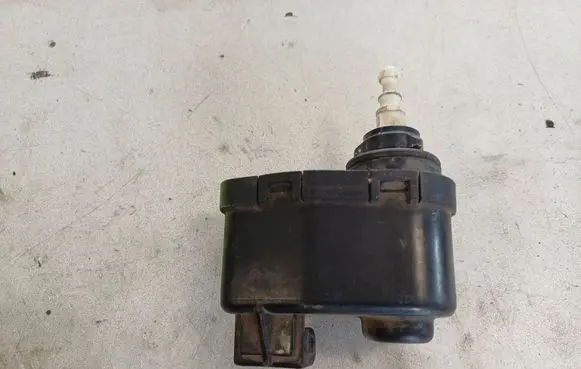 Volkswagen Golf III Headlight level adjustment motor 1H0941295 165941295