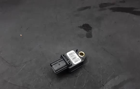 Toyota Verso Airbag deployment crash/impact sensor 898310F010
