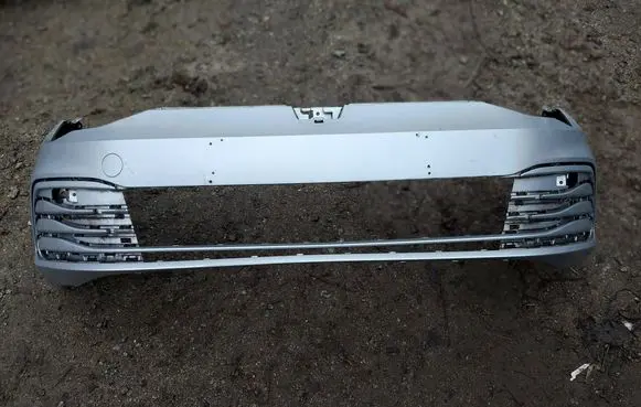 Volkswagen Golf VIII Front bumper 5H0807221H