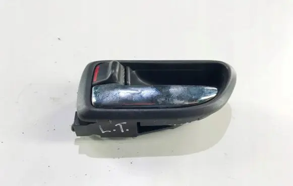 Subaru Outback Front door interior handle