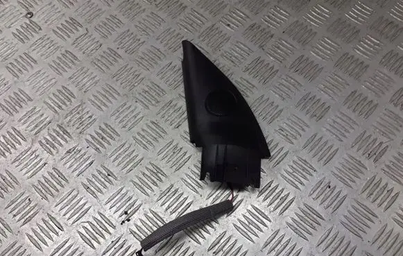 Skoda Superb B5 (3U) Subwoofer speaker 3B0837994