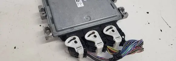 Ford C-MAX I Engine control unit/module 5WS40582ET J38AC 7M5112A650AUE