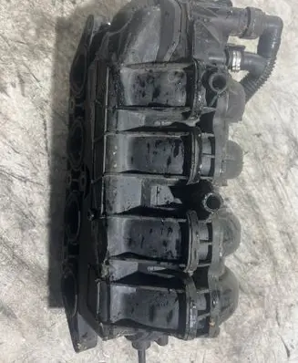 Volkswagen Polo III 6N 6N2 6NF Intake manifold 036129711 CX0015296