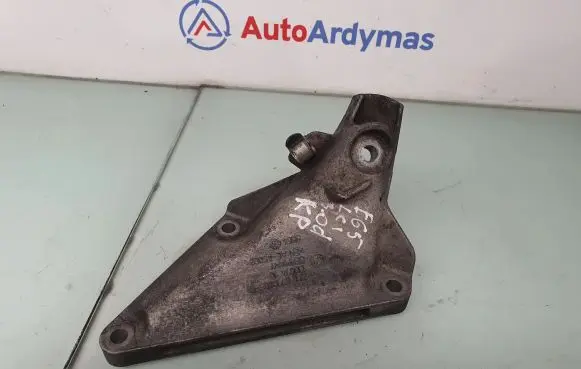 BMW 7 E65 E66 Engine mounting bracket 6770005 22116770005