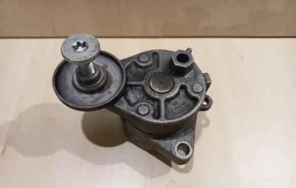BMW 3 E46 Generator/alternator belt tensioner 230206