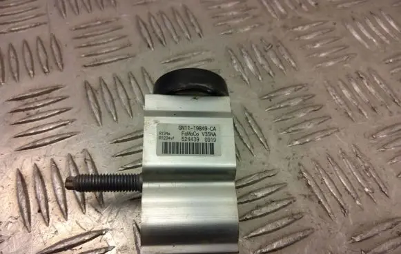 Ford Ecosport Air conditioning (A/C) expansion valve gn1119849ca