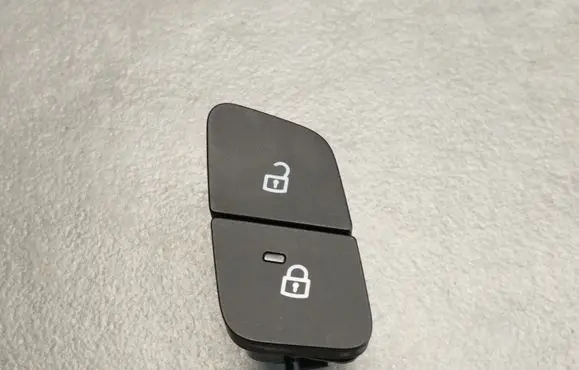Volkswagen Amarok II Other switches/knobs/shifts N1XT14017AA Z00894 221022