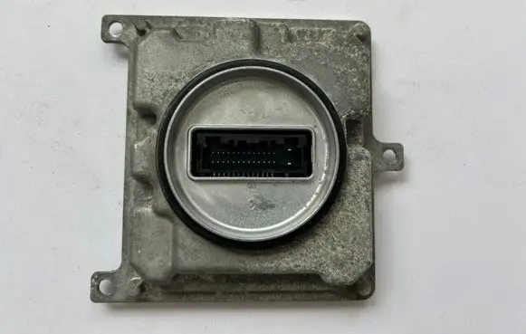 Mazda CX-30 Headlight ballast module Xenon DFR767890 K031098
