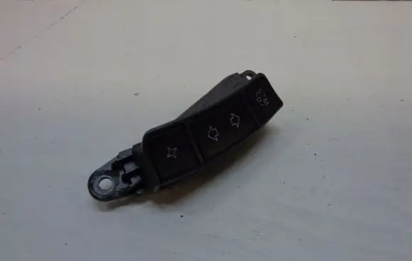 BMW 7 E65 E66 Tailgate/trunk/boot open switch 6911586E65