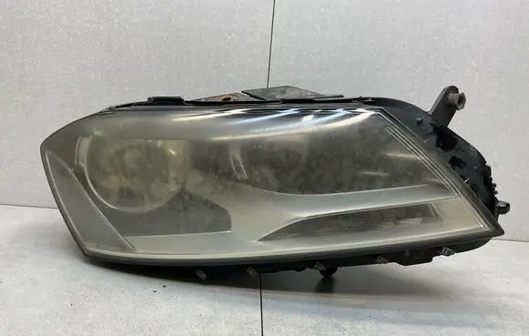 Volkswagen PASSAT B7 Headlight/headlamp 3AC941006