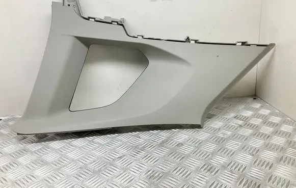 Volkswagen Tiguan (D)pillar trim (top) 5NA867287A
