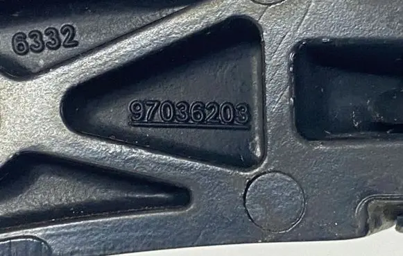Opel Astra K Windshield/front glass wiper blade 97036203