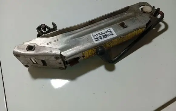 Renault Scenic II - Grand scenic II Lift Jack 