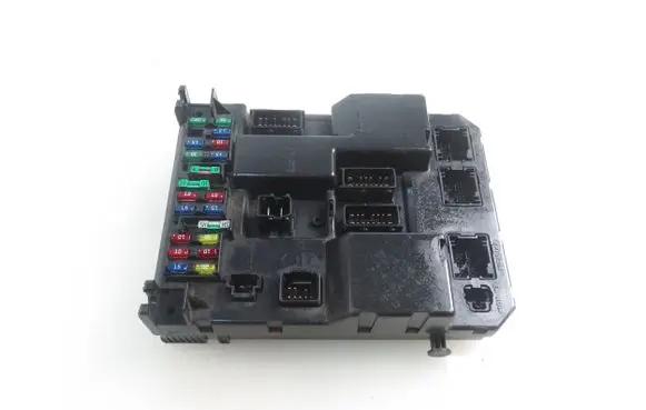 Peugeot 307 Central body control module 9651196880A 9651197580A