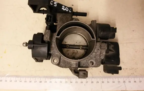 Citroen C5 Throttle valve 9642473280