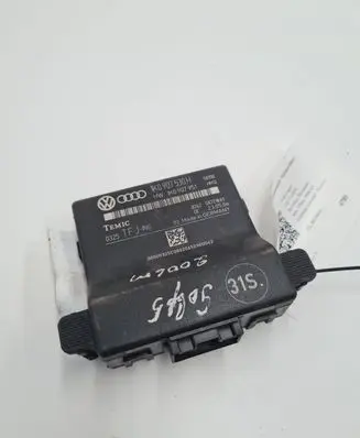 Volkswagen Golf V Gateway control module 1K0907530H