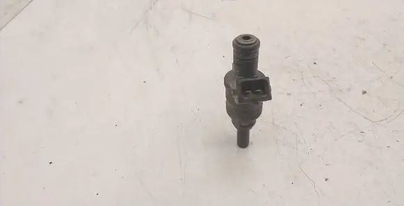 BMW 5 E39 Fuel injector 1427240