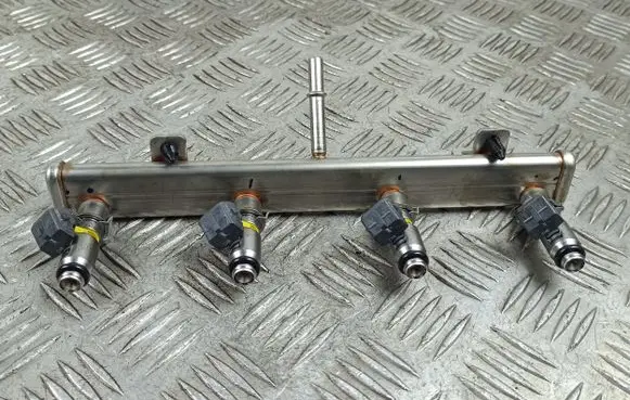 Jeep Compass Fuel main line pipe CU0120983A
