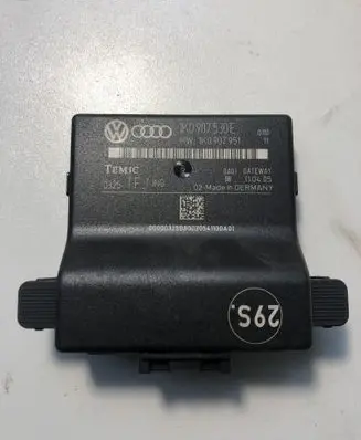 Volkswagen Touran I Gateway control module 1K0907530E